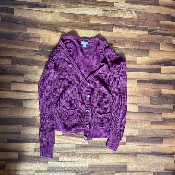 burgundy sweater - Picture 5 of 5